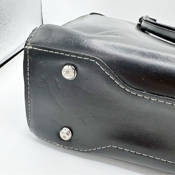 McKlein USA Winnetka Black Leather 15” Laptop‎ Briefcase Double Shoulder Strap - Picture 5 of 16